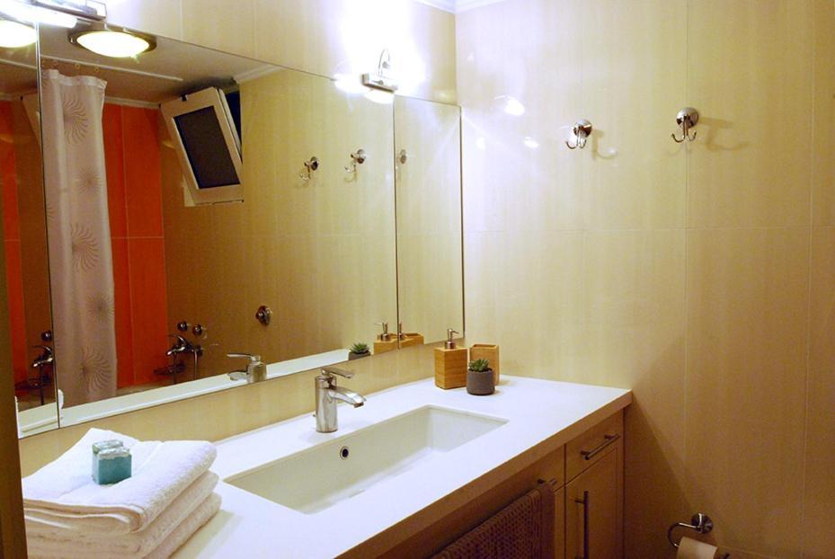 Apartment Center Boutique 3 Bedroom Penelope *